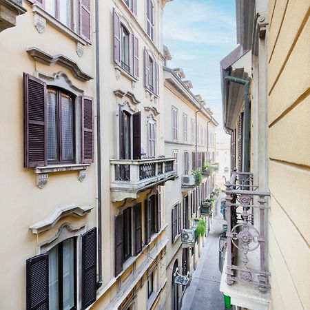 Amazing, New & Fully Furnished Studio In Duomo Apartment Milan Luaran gambar